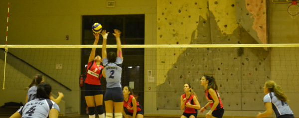 Women's Volleyball takes the lead in the ESPAAA championship standings